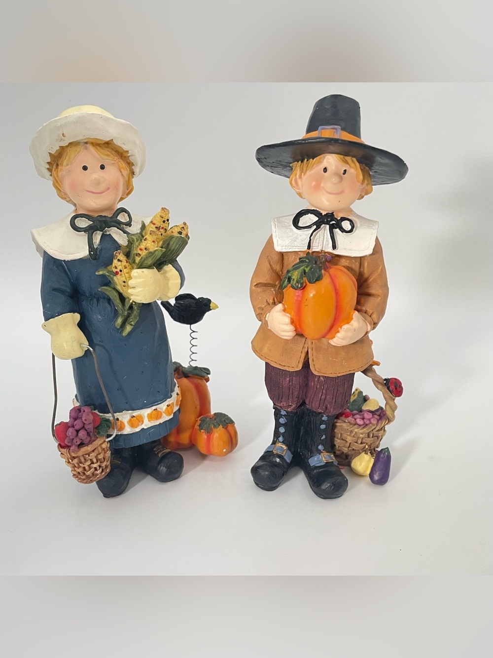 Vintage Pilgrim Boy & Girl Harvest Thanksgiving Resin Figurines Pumpkin Corn